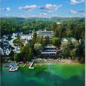 266 Victorian Village Dr #38, Elkhart Lake, WI, 53020