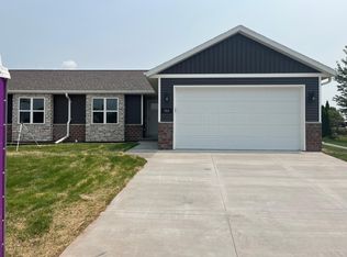 703 Tarragon Dr, Kaukauna, WI 54130