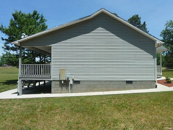 318 Rinehardt Rd side view 2