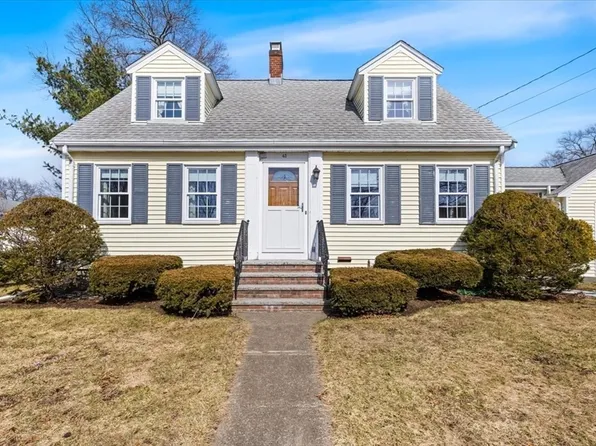 43 Grove Cir, Braintree, MA 02184