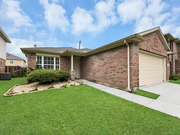 2222 Summit Meadow Dr — Photo 33
