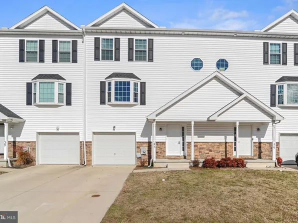 43 Pepperwood Dr, Wyoming, DE 19934