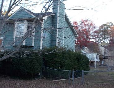 2nd image of 3000 Revere Cir