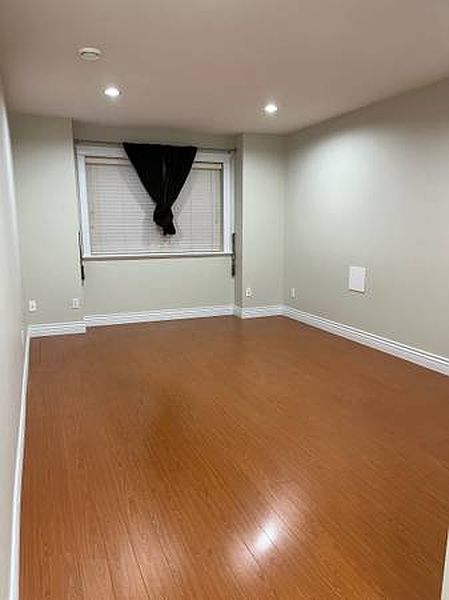 Coquitlam House for rent - 2 Bedrooms — photo 8