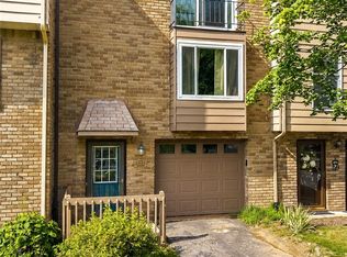 323 Joan Of Arc Ct, Clairton, PA 15025