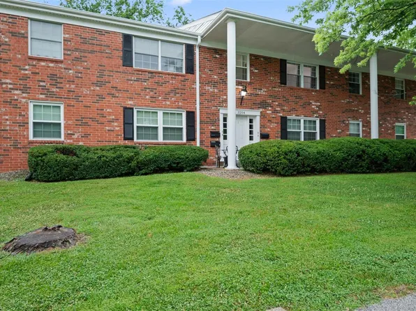 3204 Denmark Dr APT D, Bridgeton, MO 63044