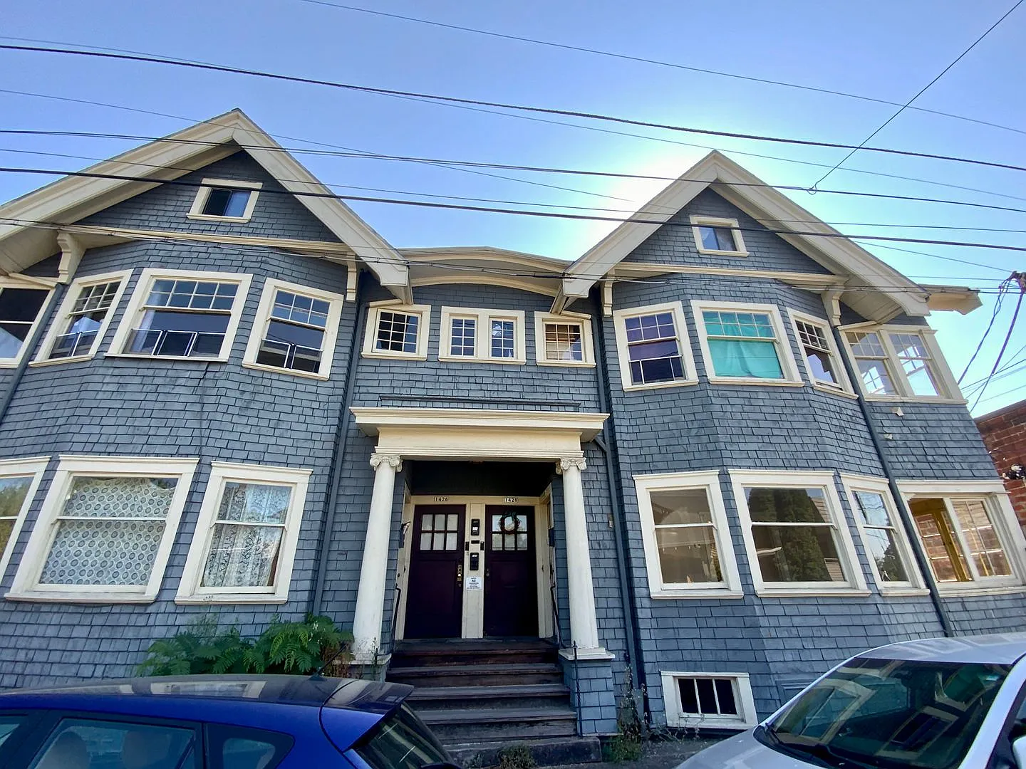 Lovely 1+ Bedroom Apt in Old-Portland Building off of Hawthorne — Photo 2