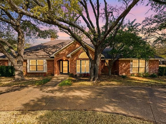 2nd image of 7101 Fish Pond Rd