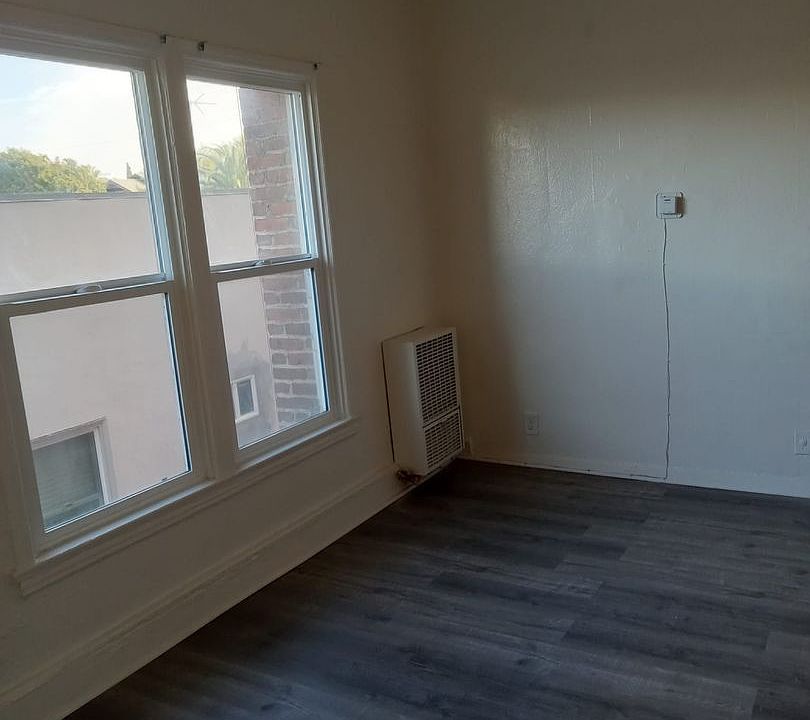1st image of 138 S Westmoreland Ave APT 410