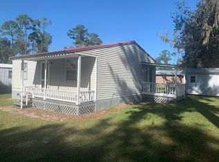 142 SW Factory St, Ludowici, GA 31316