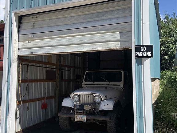 2nd image of 414 Spark St