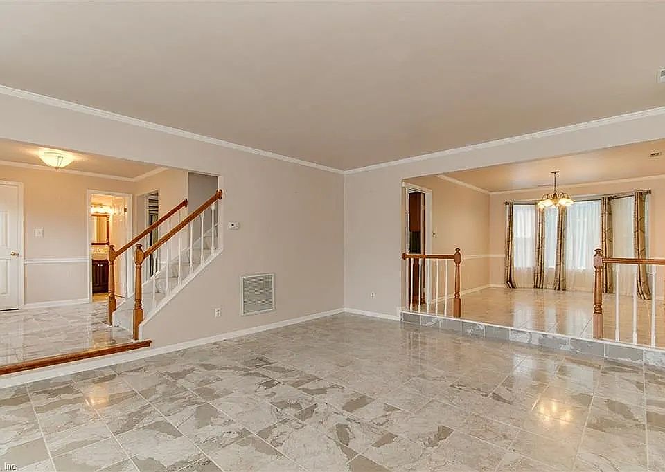 1st image of 1476 Lake James Dr