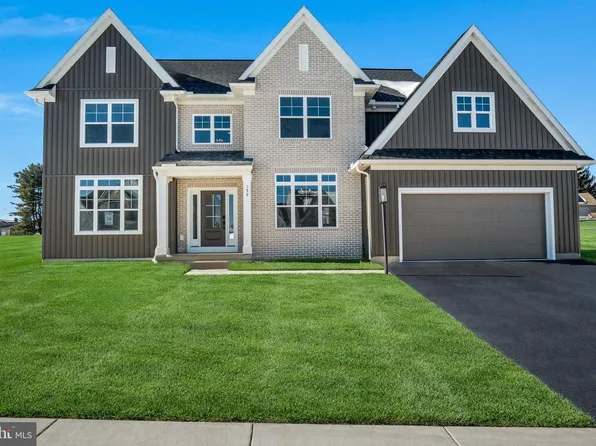 139 Alexandria Dr, Annville, PA 17003