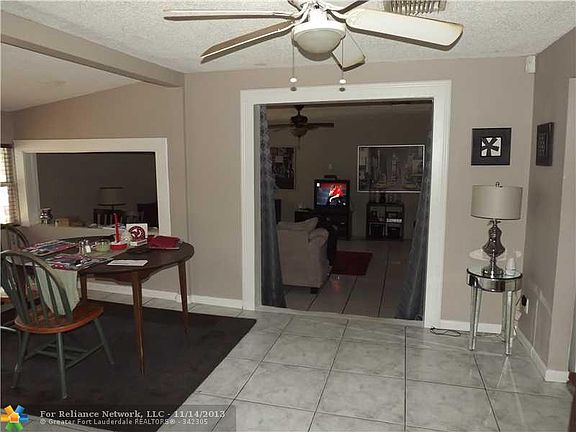 4th image of 701 NE 38th St