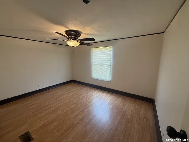 592 Private Road 1508 — Photo 7
