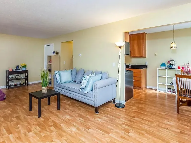 6901 Penn Ave S #103 — Photo 3