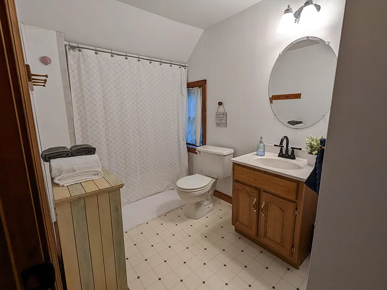 18 Chamberlain Ct — Photo 28