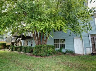 5570 S Aaron Ave, Springfield, MO 65810