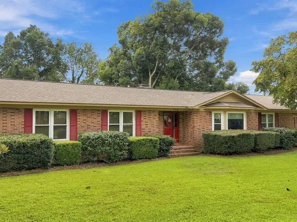 902 40th St E, Tifton, GA 31794