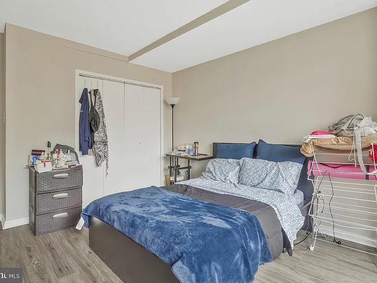 1121 Arlington Blvd #230 — Photo 13