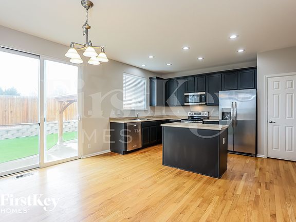 5th image of 13827 Ivanhoe St