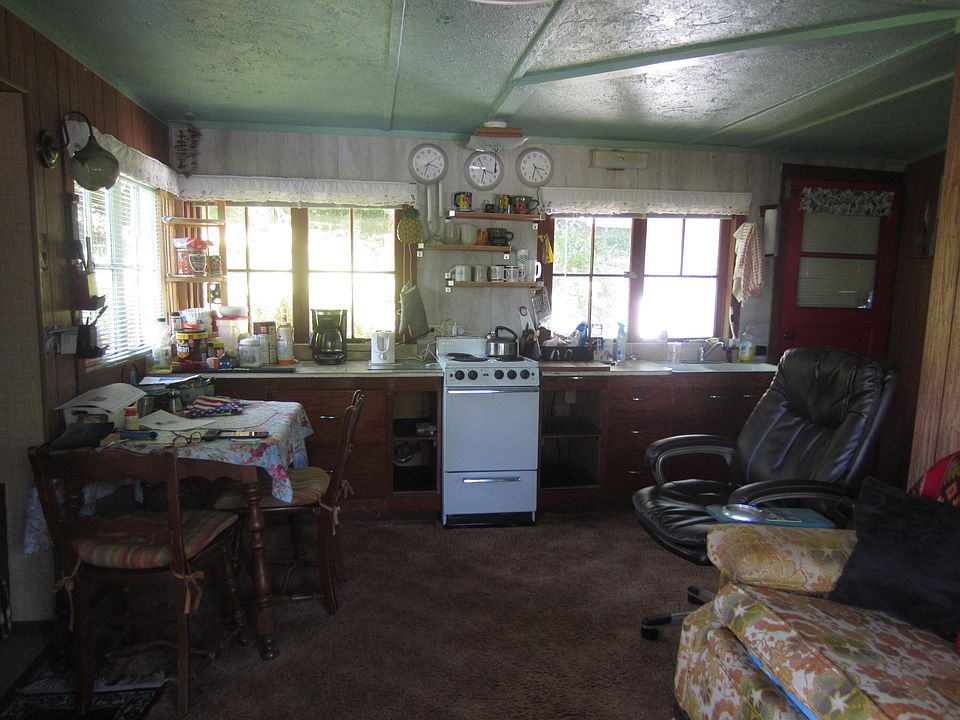 2nd image of 5410 Main St
