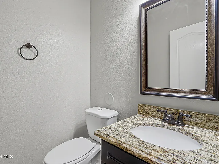 14844 Sunny Land Ave — Photo 18