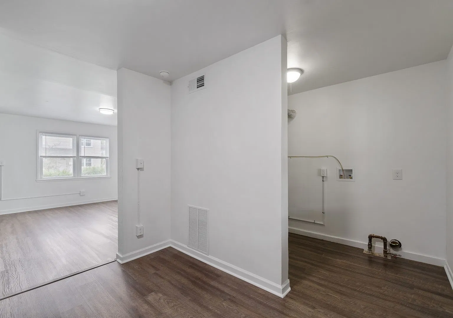 Promo Rate!! Apply now and secure this 2BR Townhome at Scenic Hills - Midland, PA!! — Photo 4