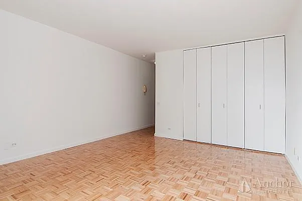 Sold by Anchor Associates | media 17