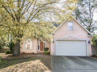 7019 Waggoners Glen Ln, Charlotte, NC 28226
