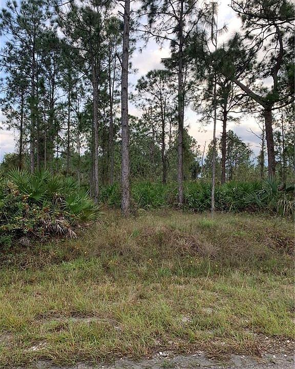 2nd image of 1404 W 14th St Lot 1