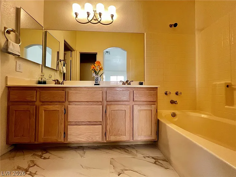 7100 Village Shore Ct — Photo 16