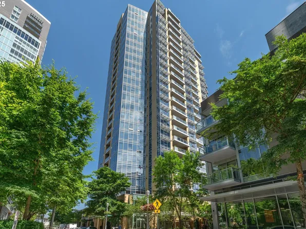 3570 S River Pkwy Unit 203, Portland, OR 97239