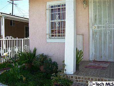 1st image of 1316 W 67th St