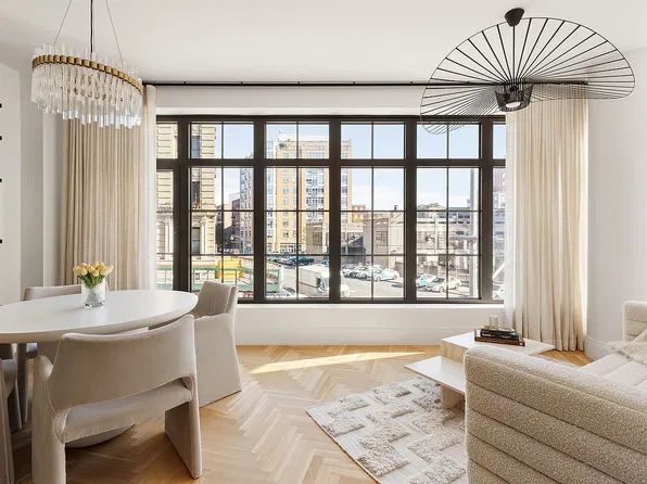 300 W 122nd St #3H, New York, NY 10027