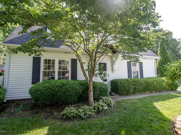 6716 Connecticut Colony Cir, Mentor, OH 44060