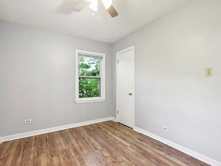 12219 S Throop St — Photo 10