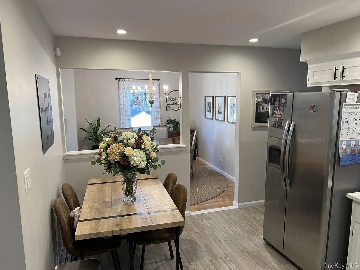 3 bed, 1.0 bath, 1000 sqft, $4,000 — Photo 4