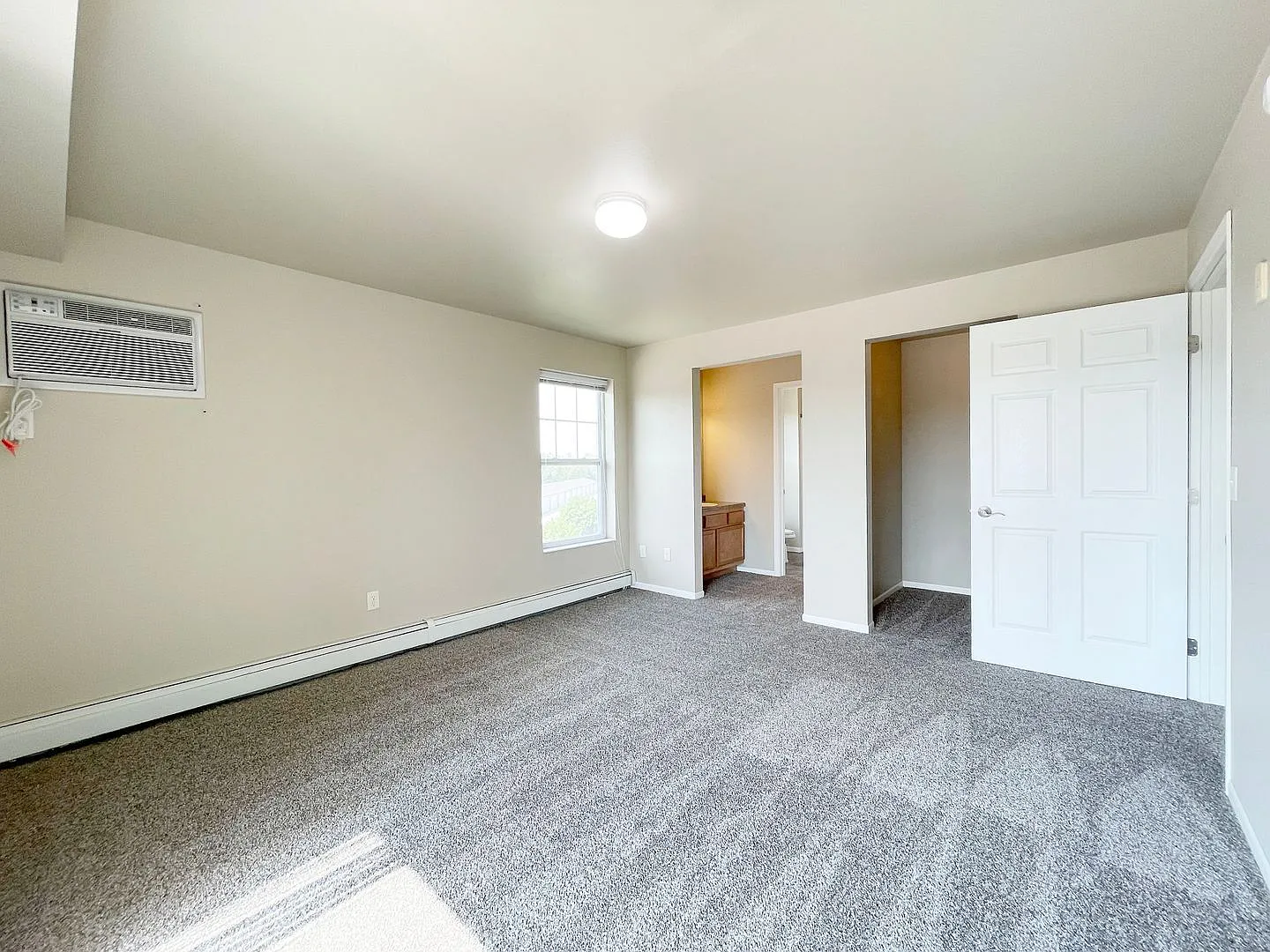 Willow Brooke Lodge Apartments — Photo 3