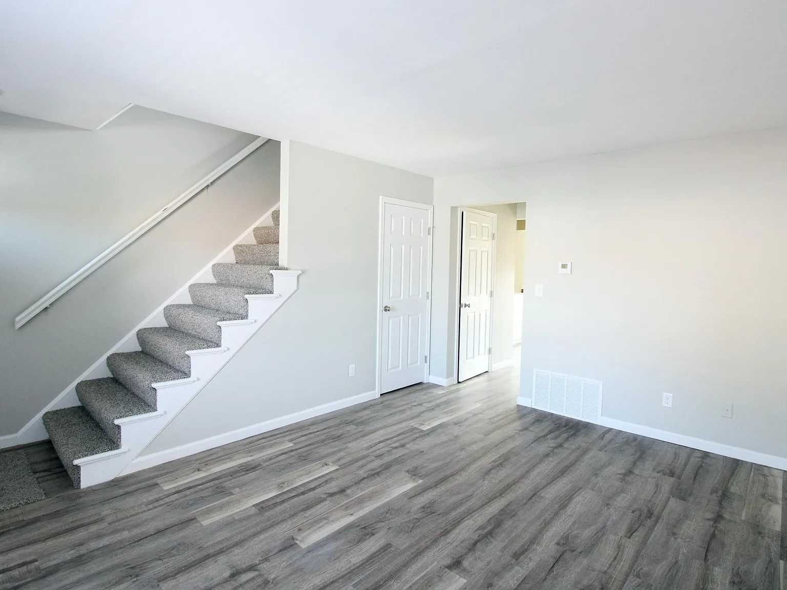 2 bed, 1.5 bath, 960 sqft, $1,095 — Photo 4