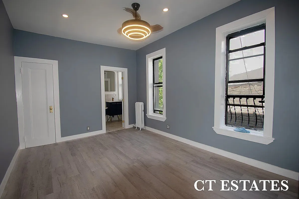 1152 Pacific Street — Photo 1