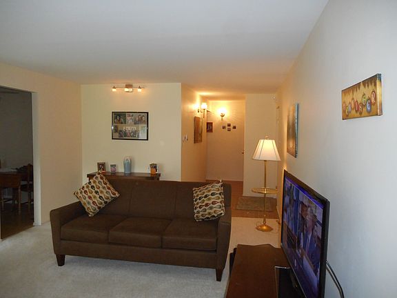 Hallway leading to bedrooms