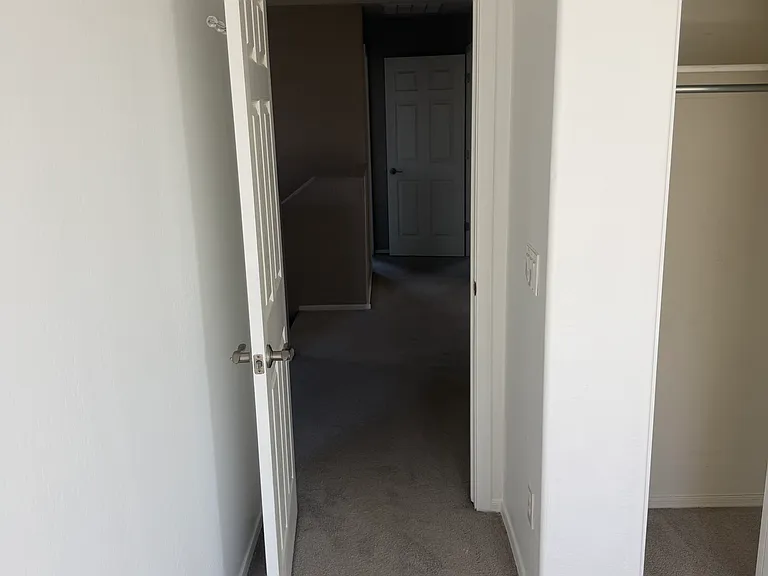 156 N 56th Pl — Photo 24