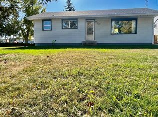 223 N Allison St, Acme, AB T0M0A0