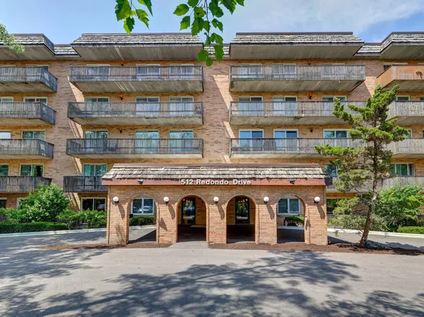 512 Redondo Dr APT 112, Downers Grove, IL 60516