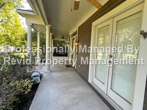 5th image of 1687 Peach Ave