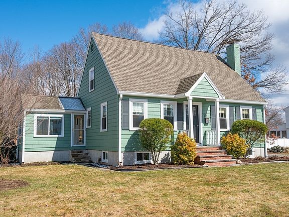 2nd image of 25 Wakefield St