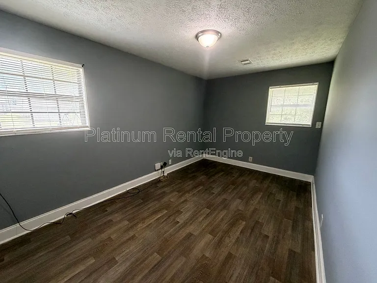 1512 Waverly Way #D-2 — Photo 6