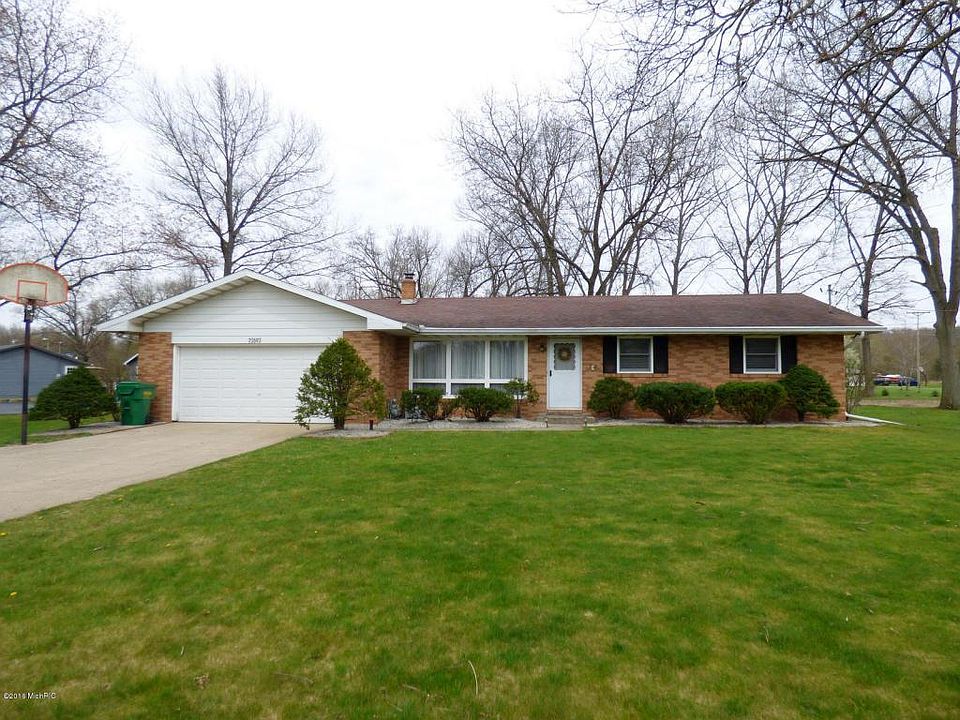 1st image of 70693 Dennis Dr