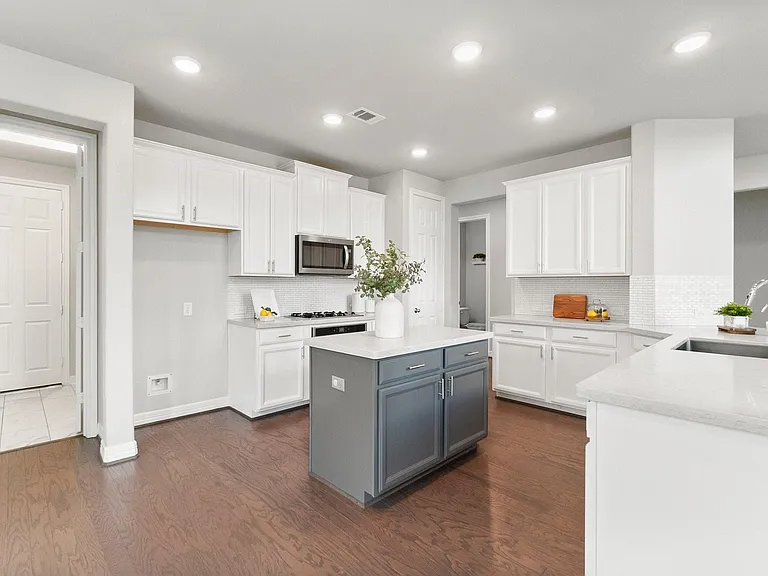 2840 Jehlon Ln — Photo 13